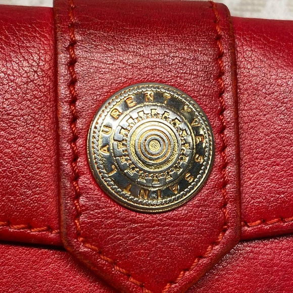 Preowned YLS Keyholder - Picture 7 of 9